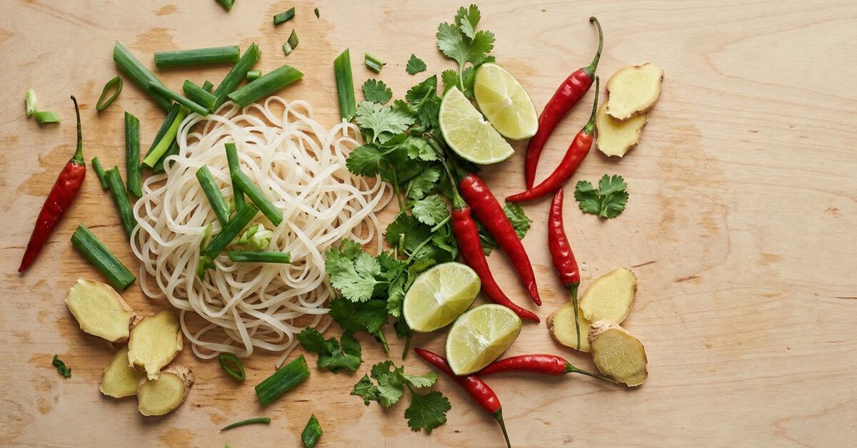 Is Sriracha Low FODMAP? What People with Sensitive Stomachs Need to Know